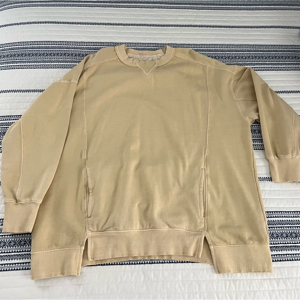 Free people sweatshirt